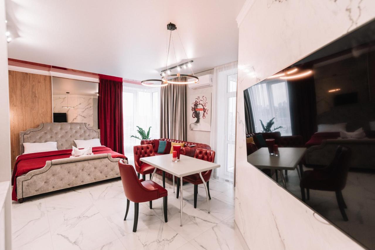 Royal Tower Vip Smart Apartments 4 Kiev Eksteriør billede