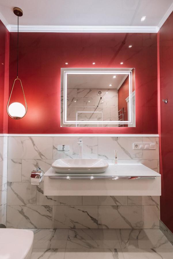Royal Tower Vip Smart Apartments 4 Kiev Eksteriør billede
